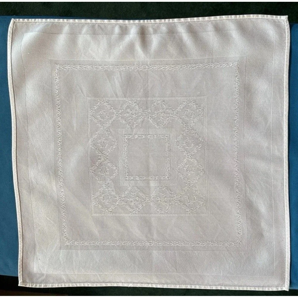 Vtg Set of 12 White Damask Linen Dinner Napkins Country Geometric 15
